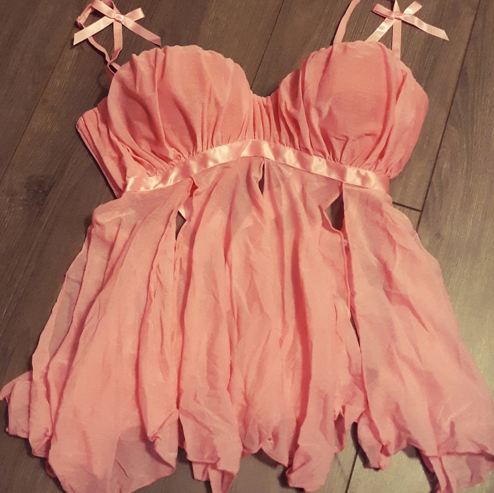 Women's Pink Lingerie 36C